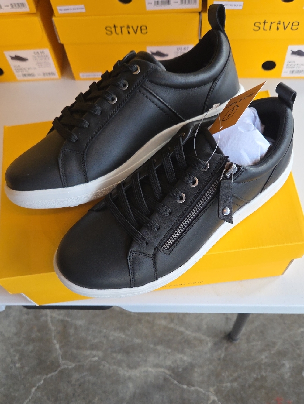 Strive Size 7.5 TALIA NEW Black Leather Lace-Up Zipper Sneakers with White Sole